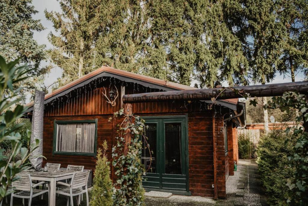 Cosy And Romantic Forest House Met Sauna Op De Veluwe Putten Esterno foto