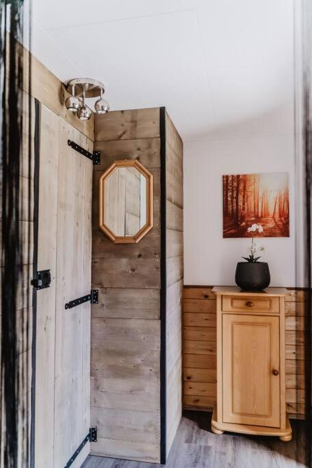 Cosy And Romantic Forest House Met Sauna Op De Veluwe Putten Esterno foto