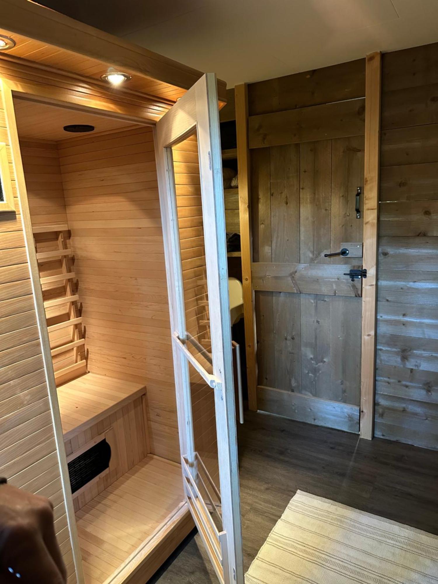 Cosy And Romantic Forest House Met Sauna Op De Veluwe Putten Esterno foto